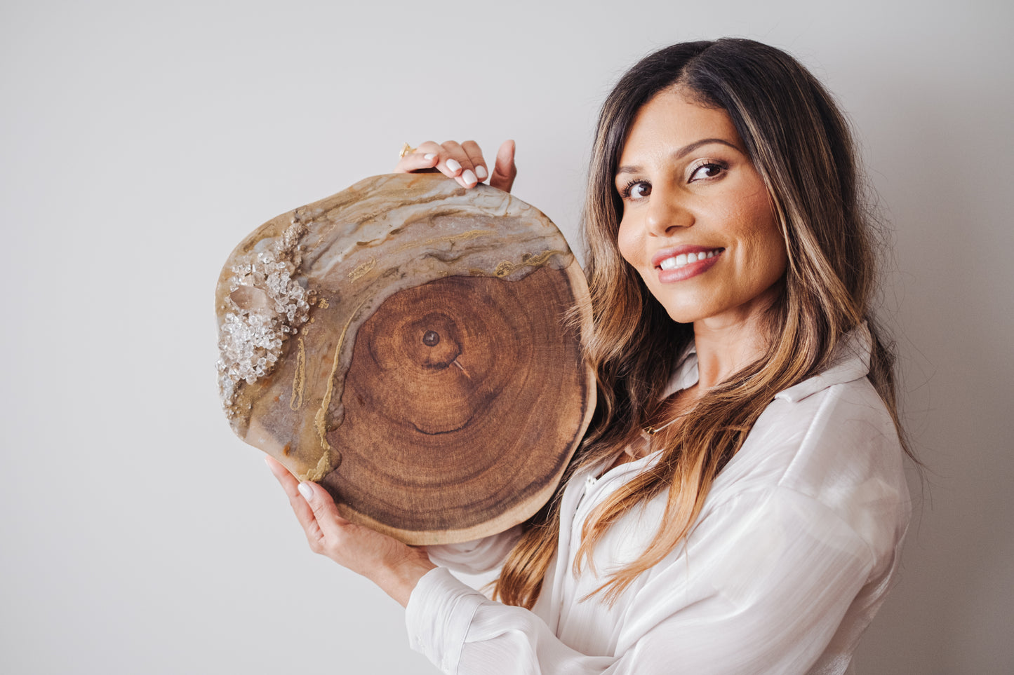 CONJUNTO TABÚA COM QUARTZO FUMÊ & TRIO DE FACAS COM CABO DE ÁGATA DOURADO✨